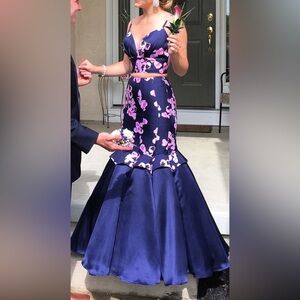 2 piece Sherri Hill floral prom dress